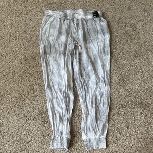 New York & Company Light Gray Joggers